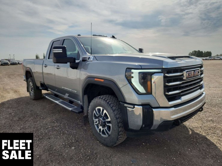 2024-gmc-sierra-2500hd-image-2