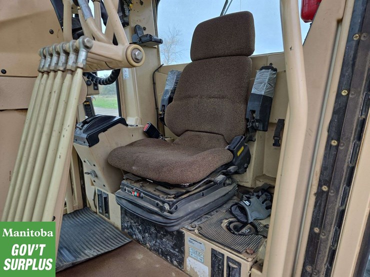 2004-caterpillar-140h-image-16