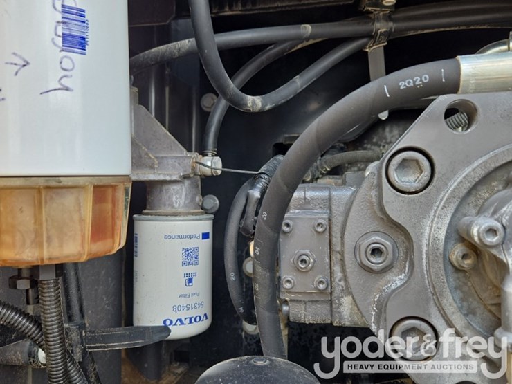 2021-volvo-ec200el-image-40