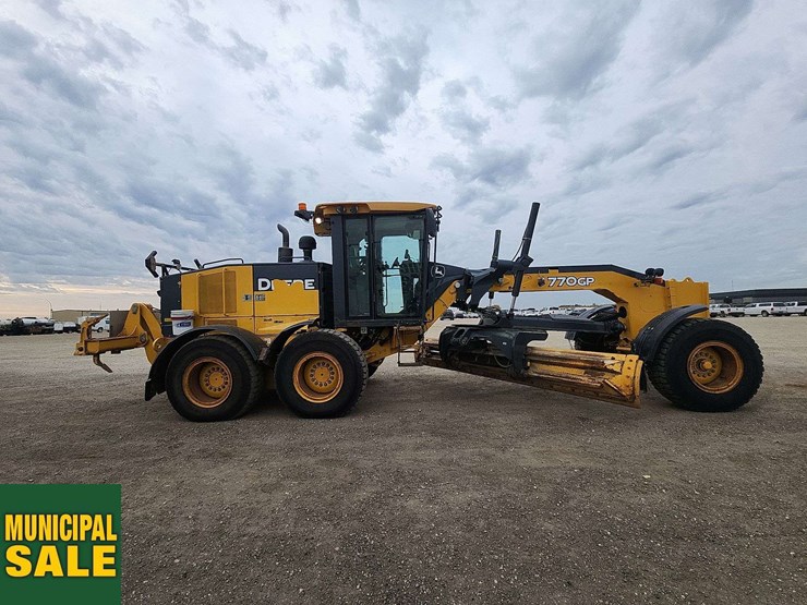 2012-deere-770gp-image-7