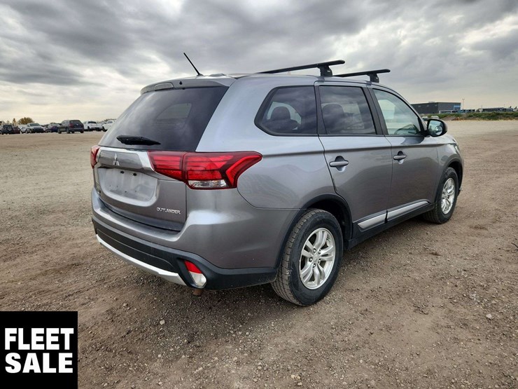 2016-mitsubishi-outlander-image-4