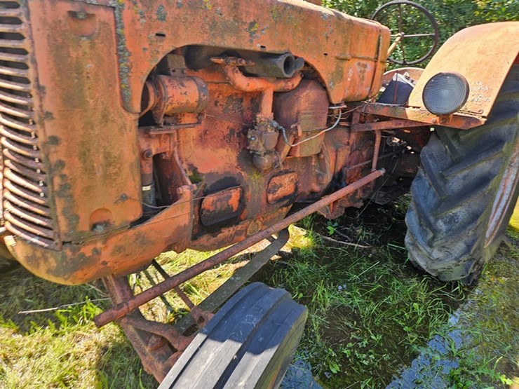 #2524-•-1948-case-la-tractor-image-13