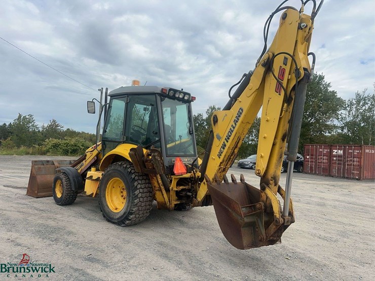new-holland-b95-image-7