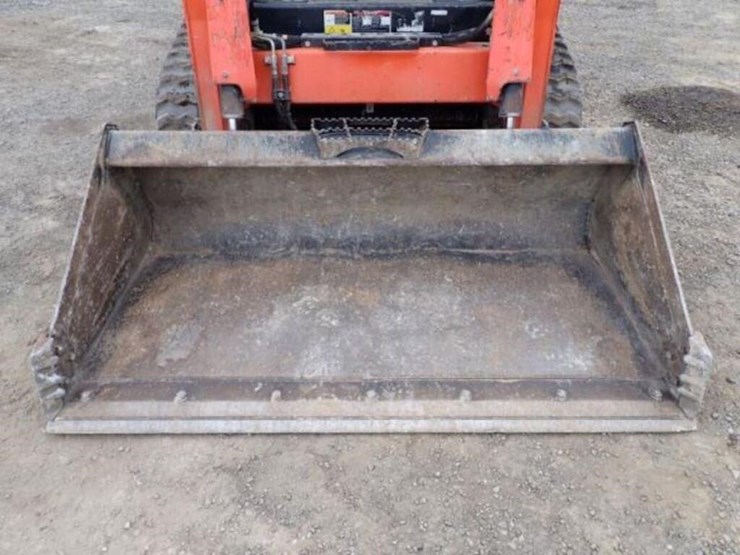 2023-kubota-svl65-2-image-25