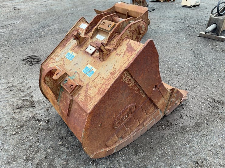 35”-bucket-for--excavator-image-3