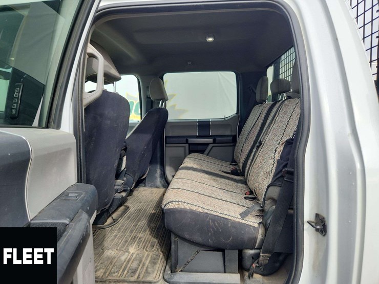 2022-ford-f250-image-17