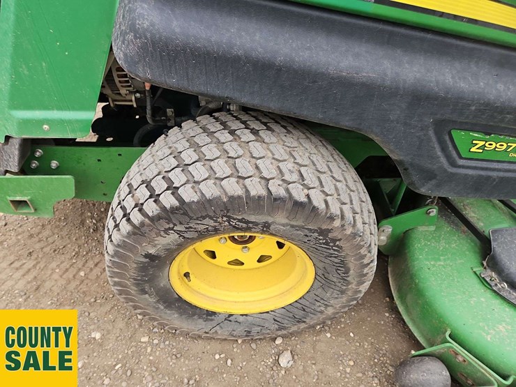 2020-john-deere-z997r-image-10