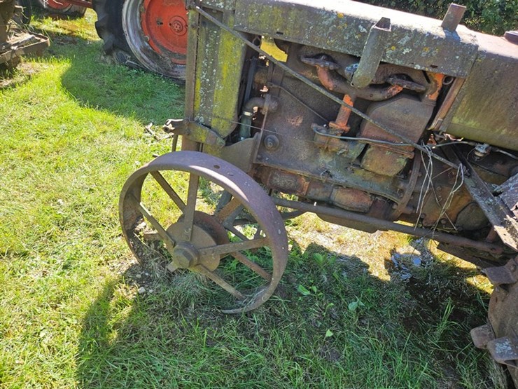 #2530-•-1939-case-c-tractor-image-26