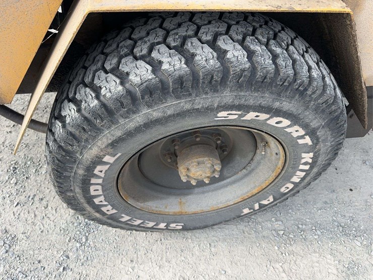 trackless-mt5t-image-11