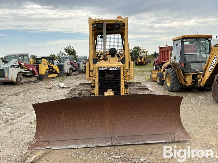 2006-caterpillar-d4g-image-2