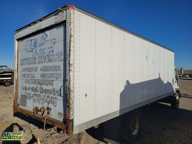 2007-gmc-t8500-image-5
