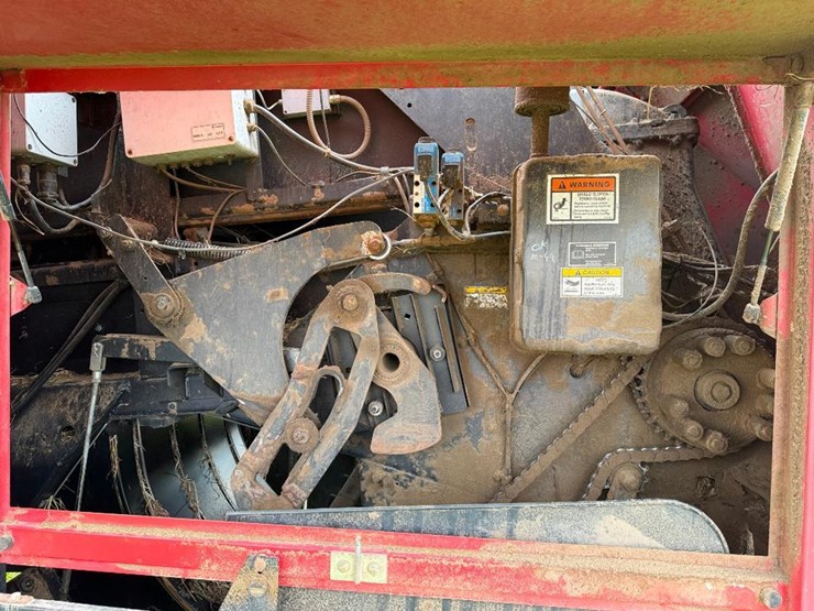 1999-new-holland-590-image-41