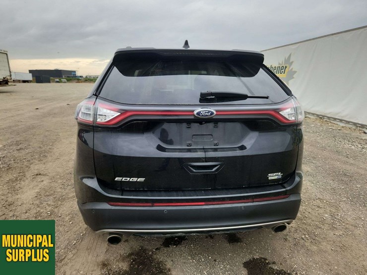 2016-ford-edge-sel-image-6