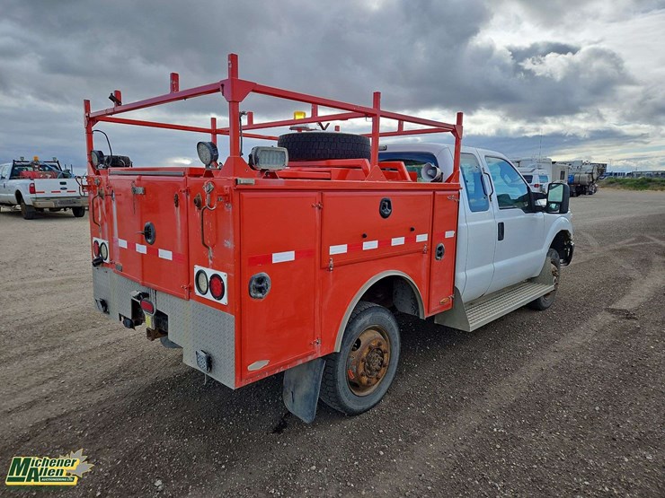 2011-ford-f350-image-4