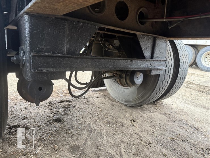 flatbed-semi-trailer-image-12