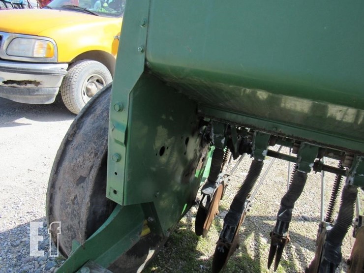 john-deere-8300-image-12