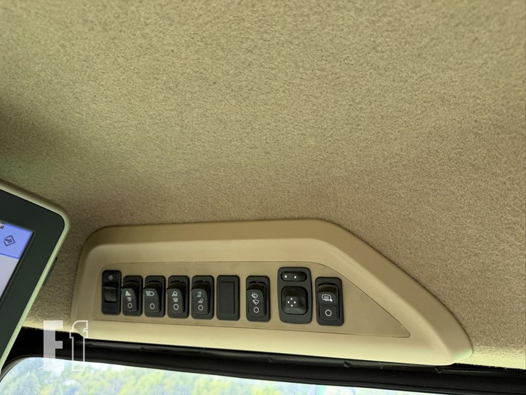 2011-john-deere-9870-sts-image-79