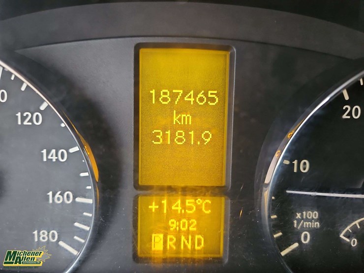 2013-mercedes-benz-sprinter-3500-image-19