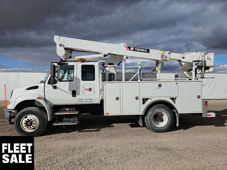 2015-international-durastar-4400-image-5