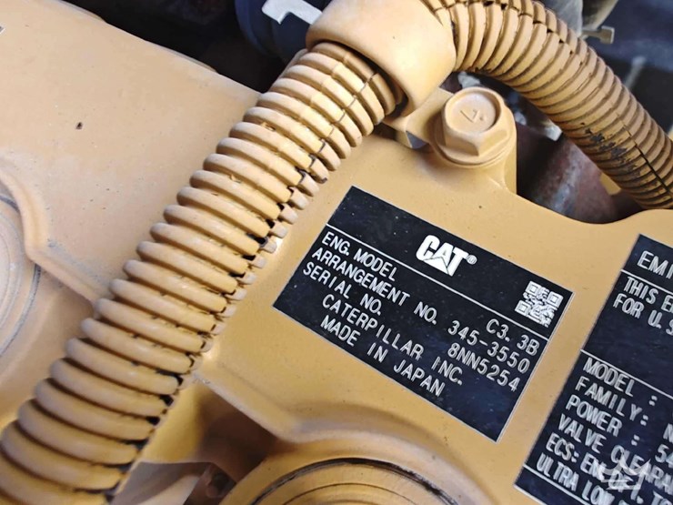 2023-caterpillar-246d3-image-26