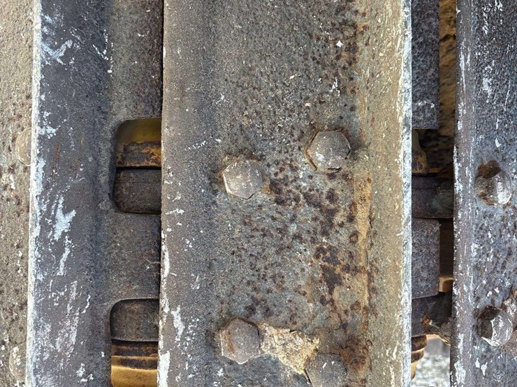2020-case-850m-wt-image-16