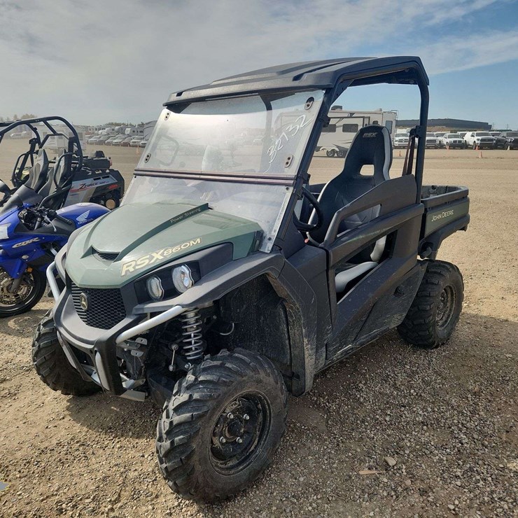 2019 JOHN DEERE GATOR