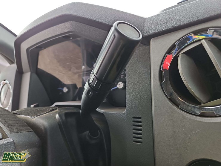 2015-ford-f250-image-21