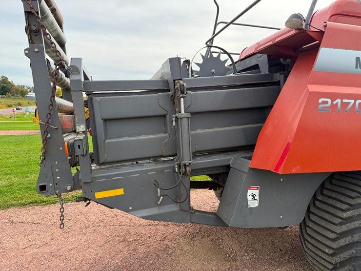 massey-ferguson-2170-image-19