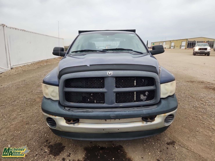 2004-dodge-ram-2500-image-8