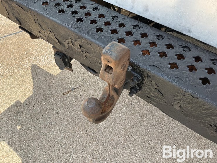 2012-ford-f350-xl-image-16