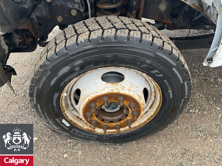 2016-ford-f550-image-9