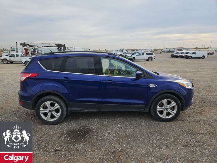 2015-ford-escape-se-image-7