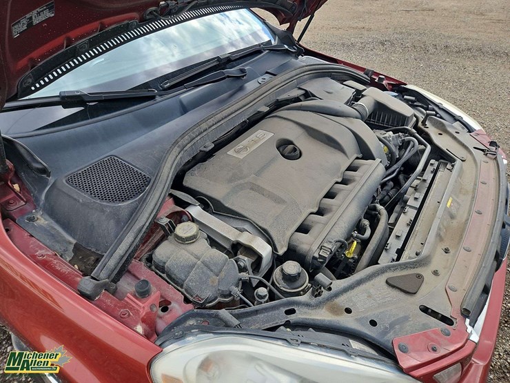 2010-volvo-xc60-image-27