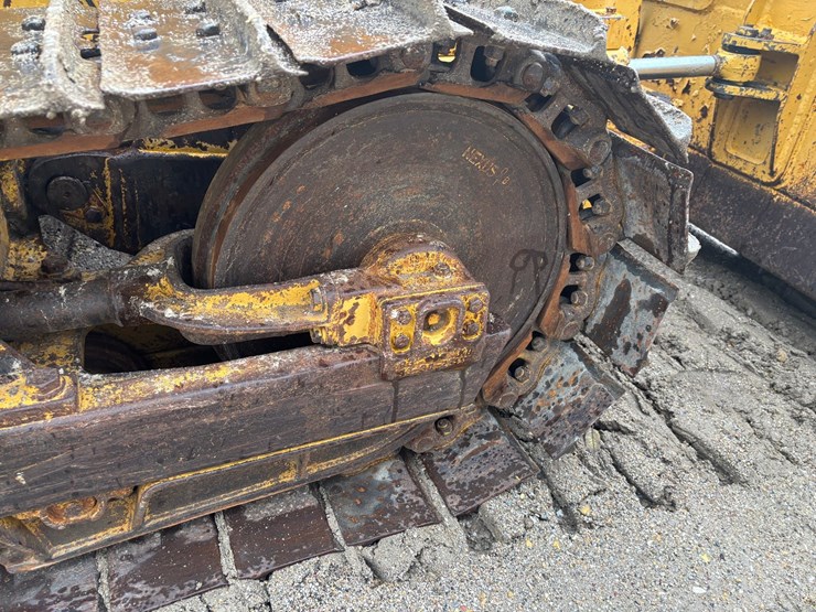 komatsu-d37e-2-image-23