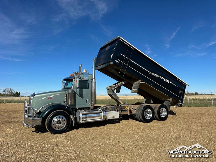 peterbilt-378-image-64