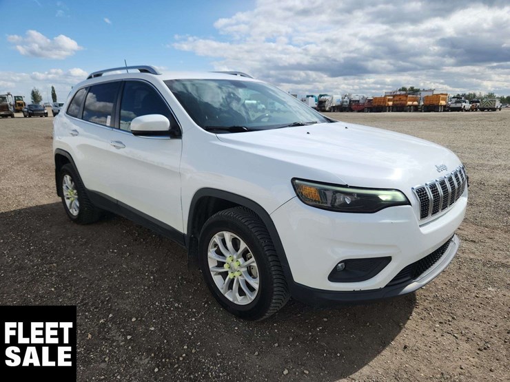 2020-jeep-cherokee-image-2