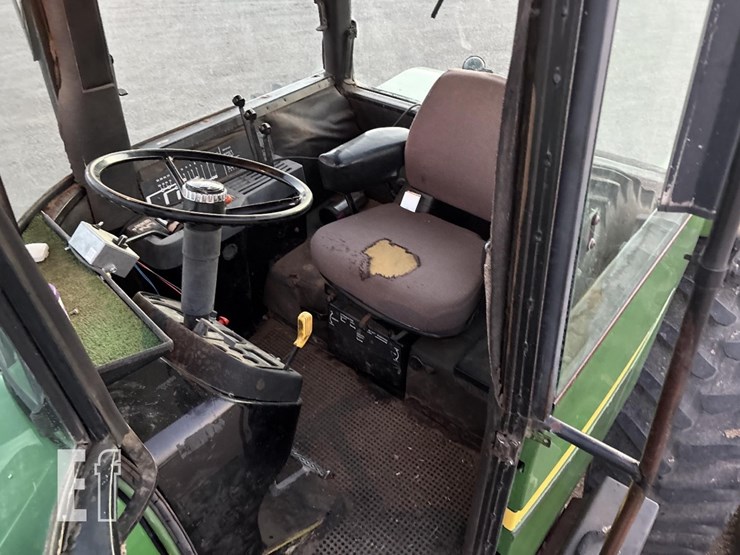 1979-john-deere-8640-image-35