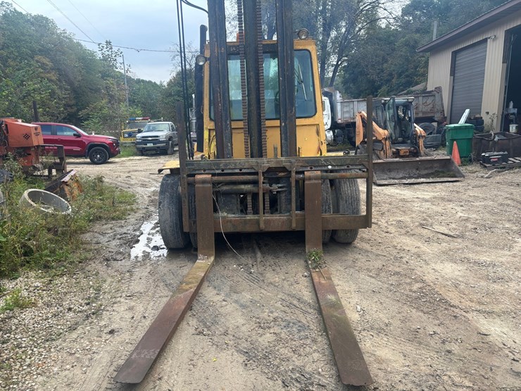 caterpillar-v180-image-20