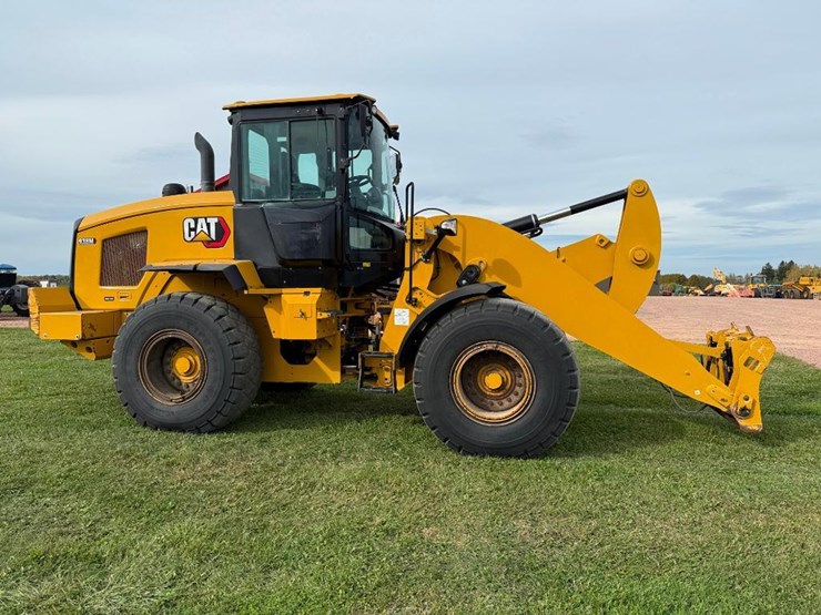 caterpillar-938m-image-3
