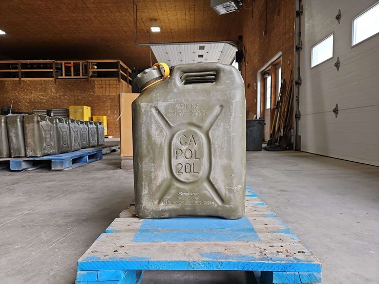 4-20l-diesel-fuel-cans-image-2