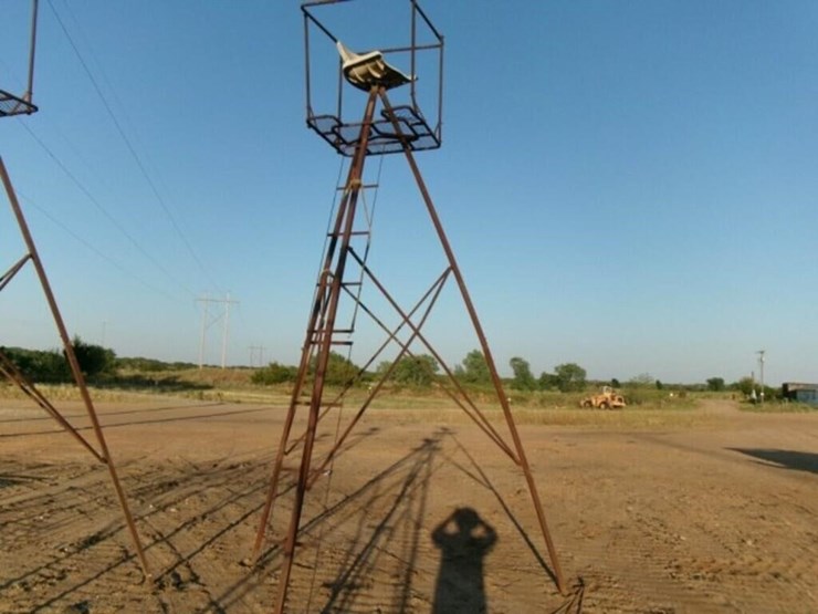 deer-stand,-tower-blind-image-1