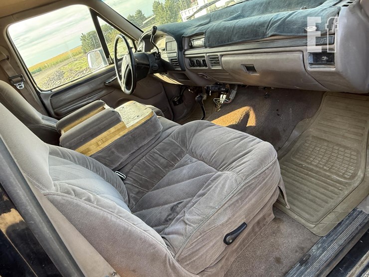 1996-ford-f350-xlt-image-16