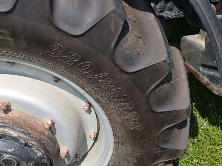 case-ih-125-image-16