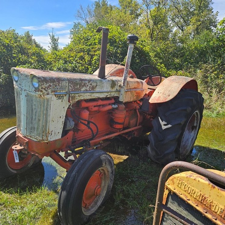 #2531 • Case 900 Tractor