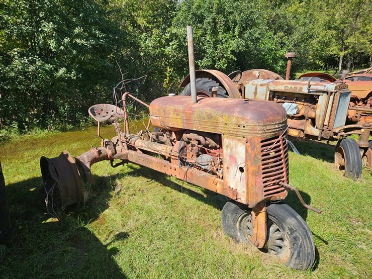 #2527-•-bf-avery-tractor-image-7