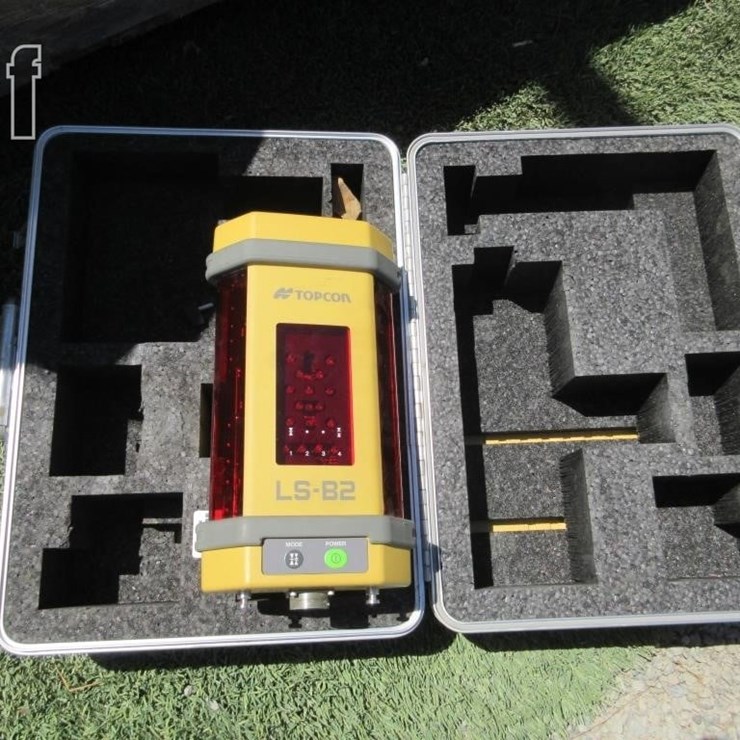 TOPCON LS-B2 LASER RECEIVER