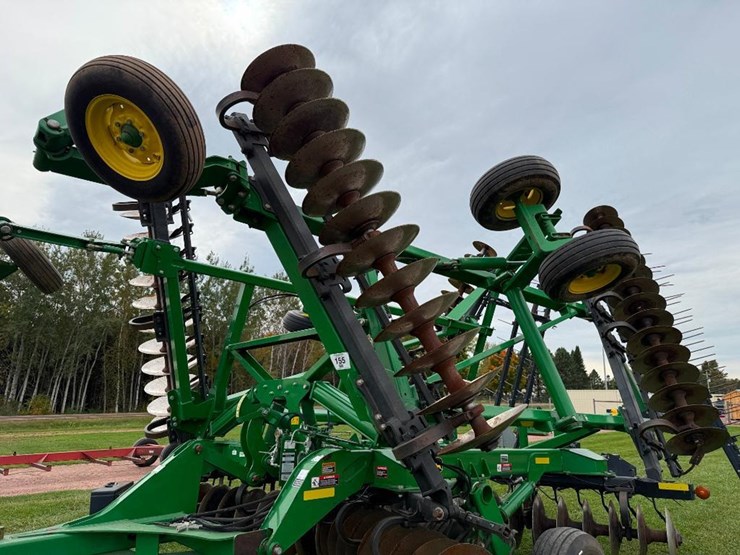 john-deere-2623-image-27