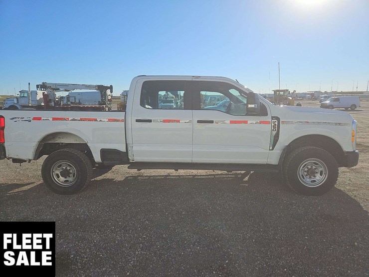 2023-ford-f350-image-7