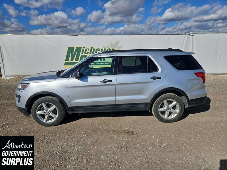 2018-ford-explorer-image-5