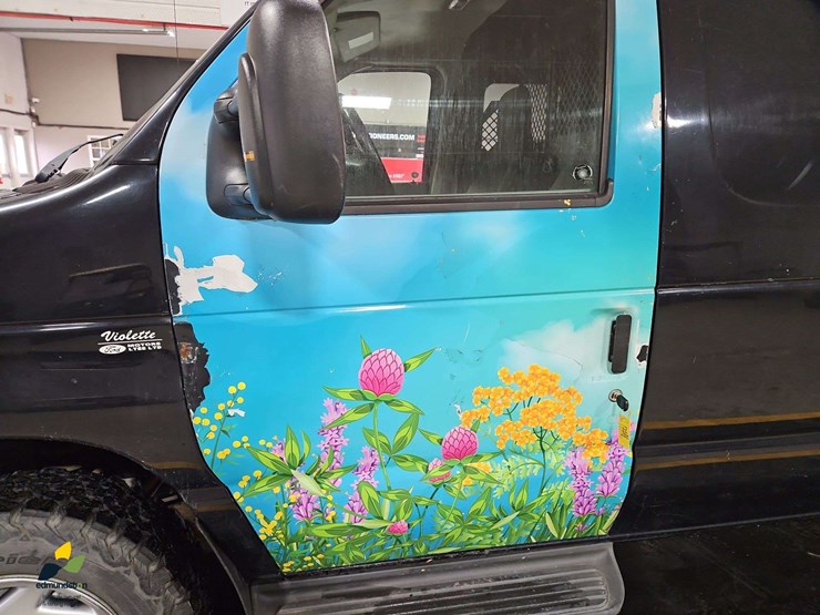 2013-ford-e150-image-24